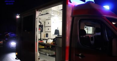 Jagdunfall, Kallmünz, Mötzting Glätte-Unfall, Bodenwöhr Frontalcrash Regenstauf Schwerverletzter Rettungsdienst Kallmünz Weiden Kriminalpolizei Rettungssanitäter Polizei Weiden Waldnaab Verkehrsunfall Grafenwöhr Ernstfeld Neumarkt Schwandorf Furth im Wald, Amberg, Cham